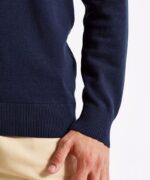 AQ Men's cotton blend v-neck sweater - Image 10