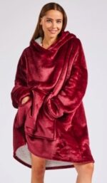 Oversized Hooded Blanket - Image 5